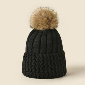 Womens Basic Solid Color Pom Poms Wool Cap